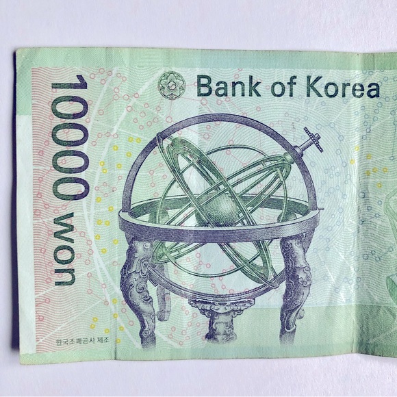 SOUTH KOREAN WON 10,000 BANKNOTES Foreign Currency YEAR 2007 - Picture 5 of 12